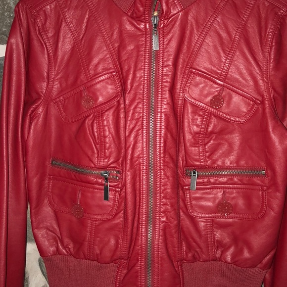 GUESS red short jacket - Picture 2 of 3